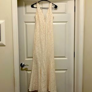 Ivory w/gold sequins Mermaid fit dress only worn once in good condition size(M)
